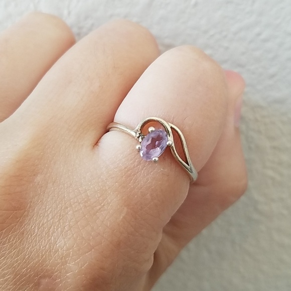 Sterling Silver and Amethyst Ring - Picture 1 of 7